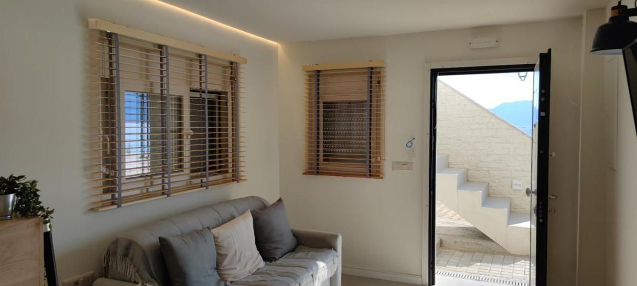 Villa By The Sea - Paleros Exterior foto